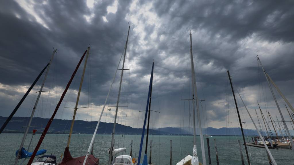 Am Montagabend herrschten auf dem Bodensee, hier in einer Aufnahme von Ende Juni, stürmische Verhältnisse. (Archivbild)