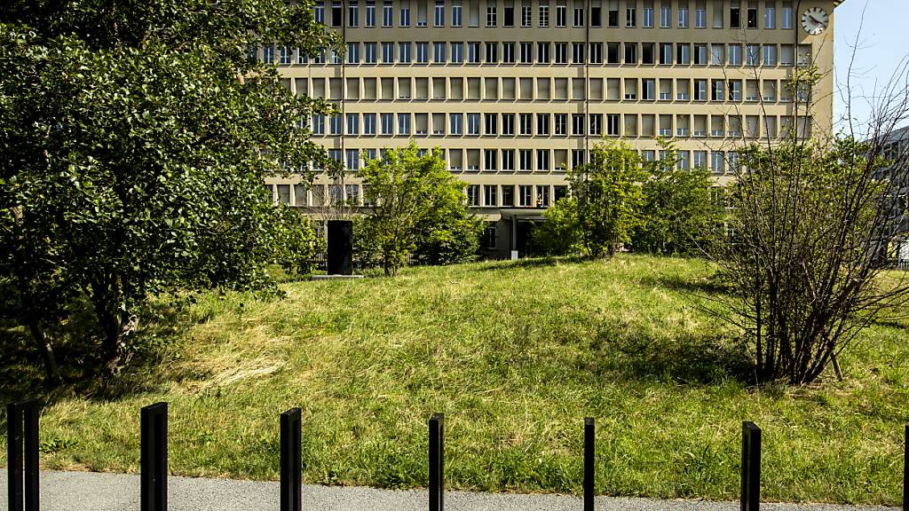 Das Hauptgebäude der Zuger Stadtverwaltung. (Archivaufnahme)