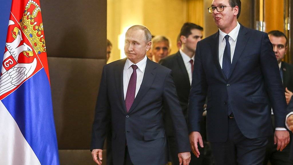 Der russische Präsident Wladimir Putin (l.) bei seinem Besuch im «befreundeten, brüderlichen Serbien» - daneben der serbische Präsident Aleksander Vucic.