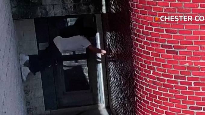 Mörder klettert Wand hoch – und bricht aus US-Gefängnis aus