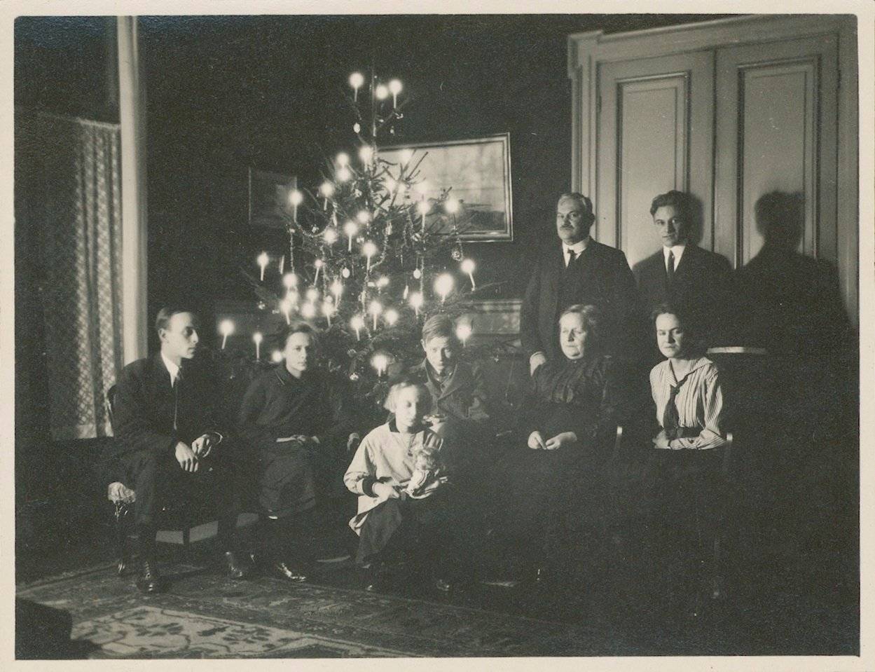 Ein Bild der Familie Schlaepfer des Jahres 1921. (Bild: 1921)