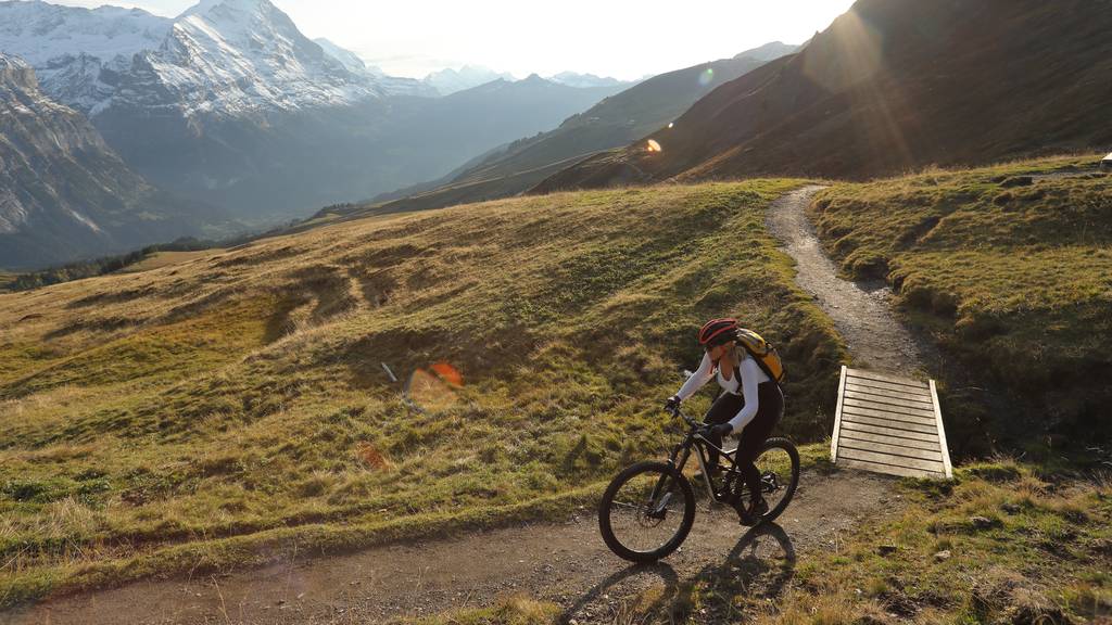 Der Kanton Bern will Mountainbike-Routen künftig mitfinanzieren.