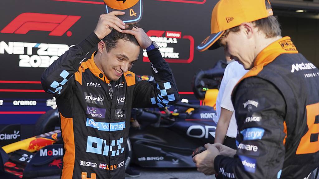 Sie setzen den Aufschwung des Teams McLaren auf den Rennstrecken um: Lando Norris (links) und Oscar Piastri