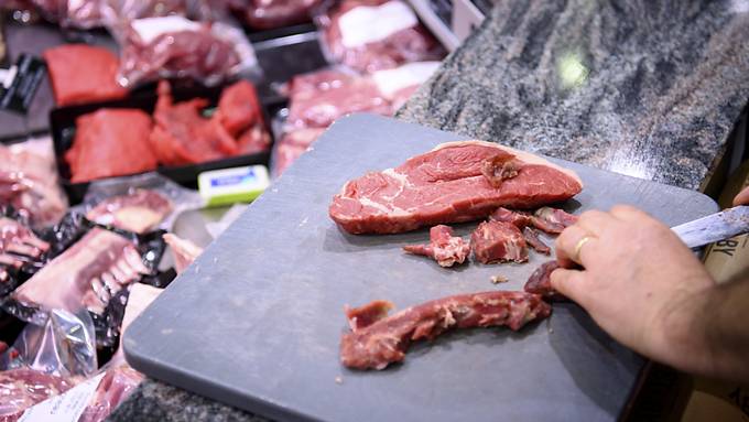 Schädlich für Umwelt: Greenpeace fordert Werbestopp für Fleisch & Co.