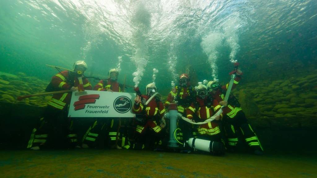 Auch unter Wasser bereit: Die Taucher der Feuerwehr Frauenfeld.