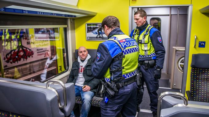 Die SBB-Transportpolizei begleitet keine FCL-Fanzüge mehr