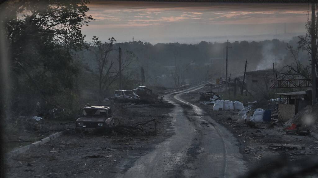 Ukrainische Armee zieht sich aus Sjewjerodonezk zurück