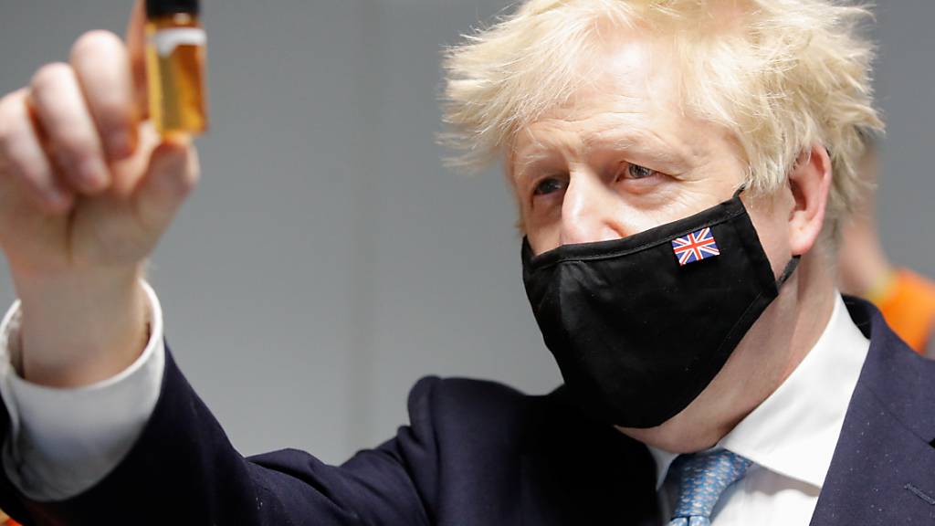 Mit einer Reihe neuer Gesetze will der britische Premierminister Boris Johnson das Land aus der Corona-Krise führen - vor allem der Nationale Gesundheitsdienst (NHS) soll besser geschützt werden. Foto: Phil Noble/PA Wire/dpa
