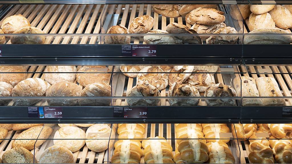 Das Produktionsland von Brot und Backwaren soll künftig an einem für Kundinnen und Kunden gut sichtbaren Platz angegeben werden. Das fordert der Ständerat. (Archiv)