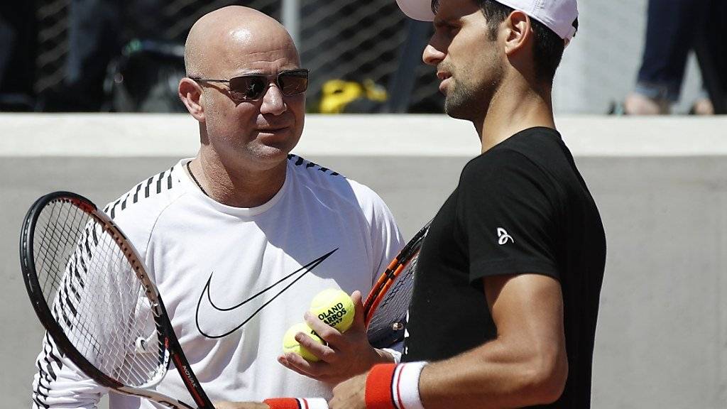 Stand Novak Djokovic während der ersten Turnierwoche mit Rat zur Seite: Andre Agassi