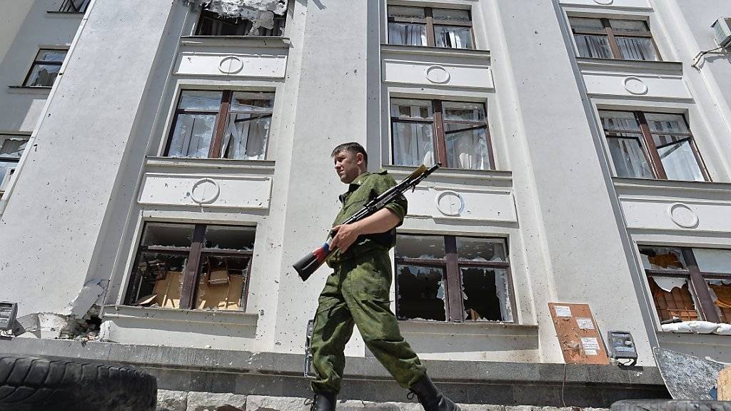 In der Ostukraine wird Stadt Lugansk wieder Schauplatz von Bombenexplosionen. (Archivbild)