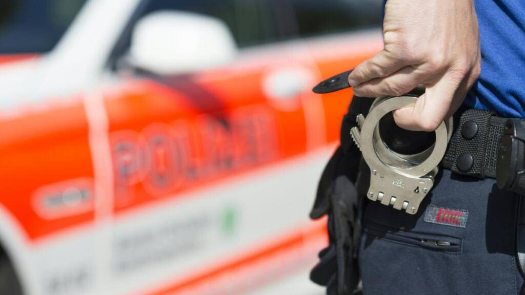 Die Kantonspolizei St. Gallen hat mehrere protzende Autofahrer kontrolliert. (Symbolbild)