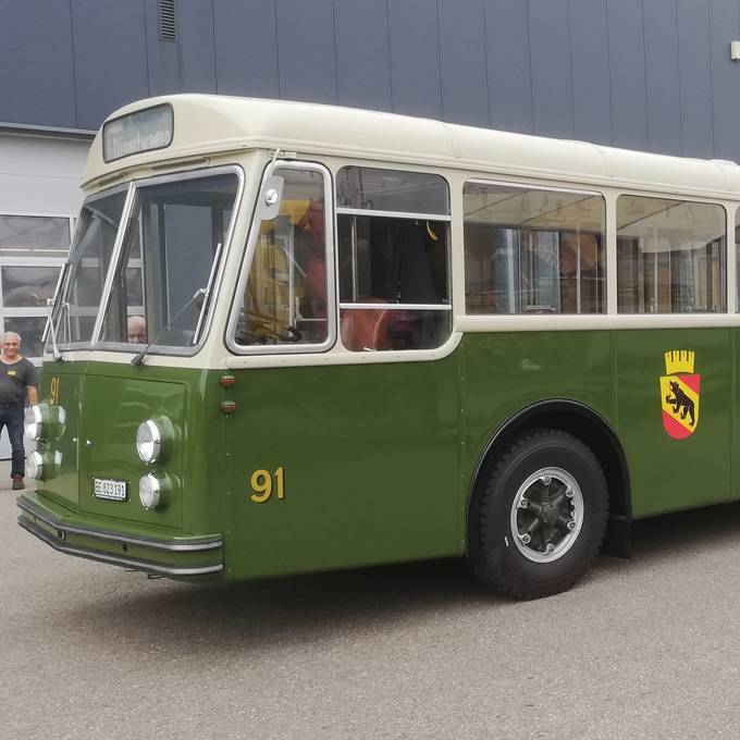 Bernmobil nimmt historischen Oldtimerbus wieder in Betrieb