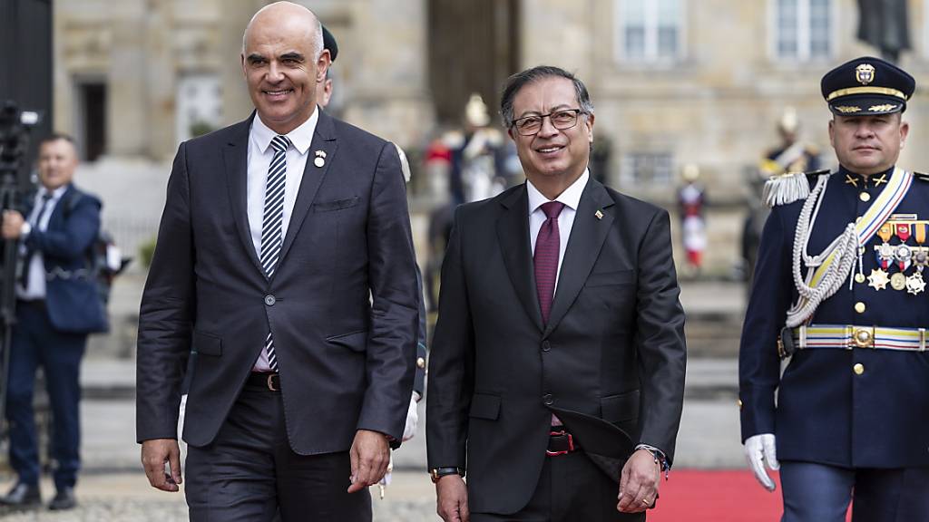 Alain Berset und der kolumbianische Präsident Gustavo Petro bei ihrem Treffen.