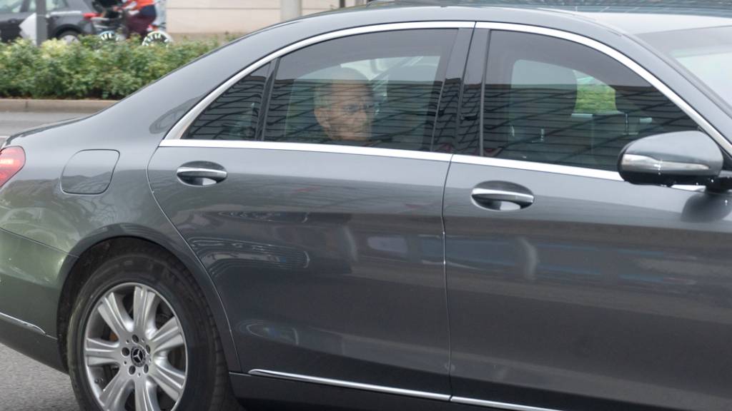 Bundestagspräsident Wolfgang Schäuble auf dem Weg zur Gremiensitzungen der CDU im Konrad-Adenauer-Haus in Berlin. Foto: Christophe Gateau/dpa