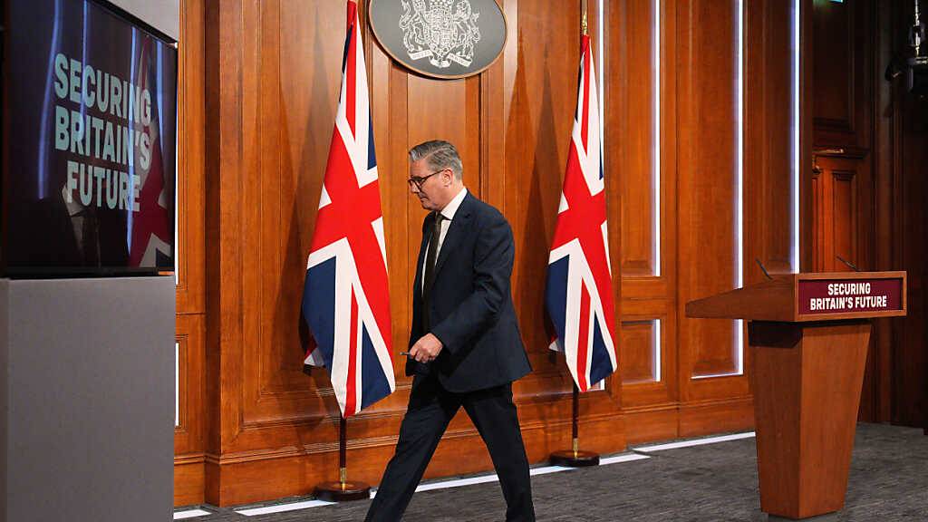 Der britische Premierminister Keir Starmer will die Schliessung des Stahlwerks von British Steel in Scunthorpe verhindern.