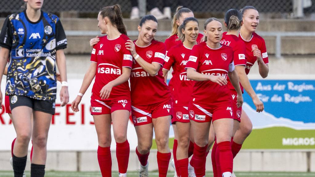 Die Frauen des FC Thun feiern den ersten Sieg in dieser Saison