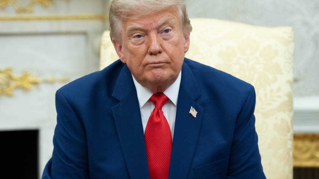 US-Präsident Donald Trump hat Zölle in der Höhe von 100 Prozent auf die Einfuhr von Generika in die USA ab August 2028 angekündigt.
