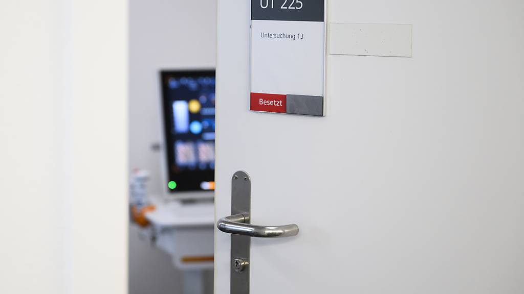 In Zürich Oerlikon baut die Psychiatrische Universitätsklinik Zürich ihr Angebot aus und eröffnet ein Ambulatorium. (Symboblid)
