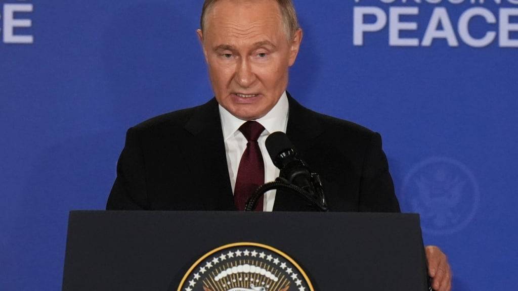 Der russische Präsident Wladimir Putin in Alaska. Foto: Jae C. Hong/AP/dpa