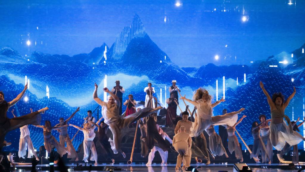 Mit einer Mischung aus Tradition und Moderne wurde der erste ESC-Halbfinal eröffnet.