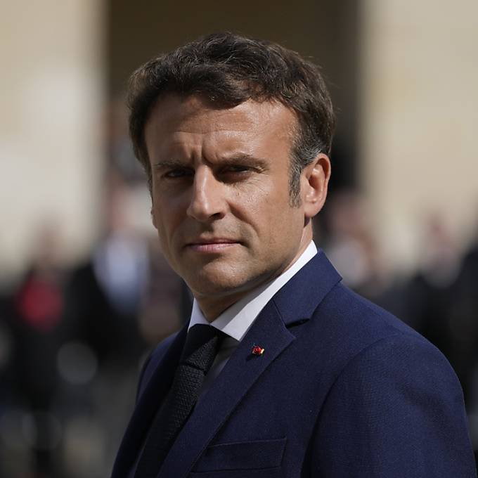 Macron sichert Ukraine weitere Hilfe zu