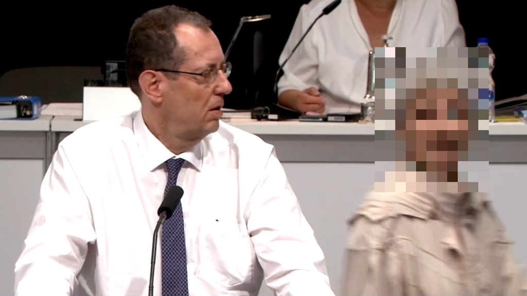 Zwischenfall im Kantonsrat – Frau streut Hans-Peter Amrein Kot aufs Rednerpult