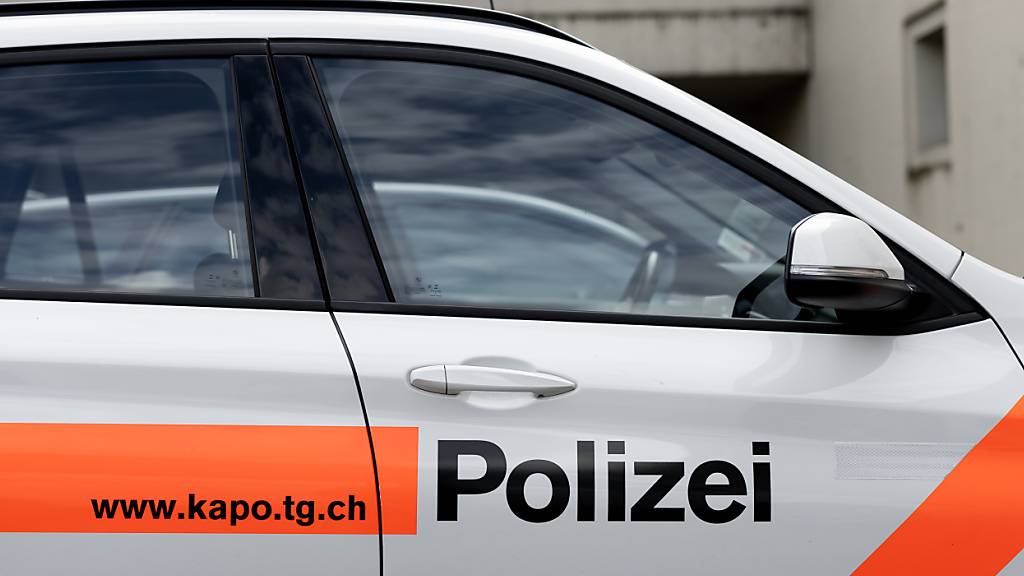 Die Kantonspolizei Thurgau geht den Umständen eines Fenstersturzes in Engwilen nach. (Archivbild)