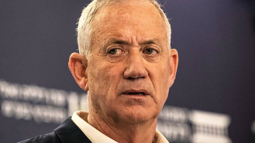 ARCHIV - Benny Gantz, Verteidigungsminister von Israel, spricht während einer Pressekonferenz. Foto: Ilia Yefimovich/dpa