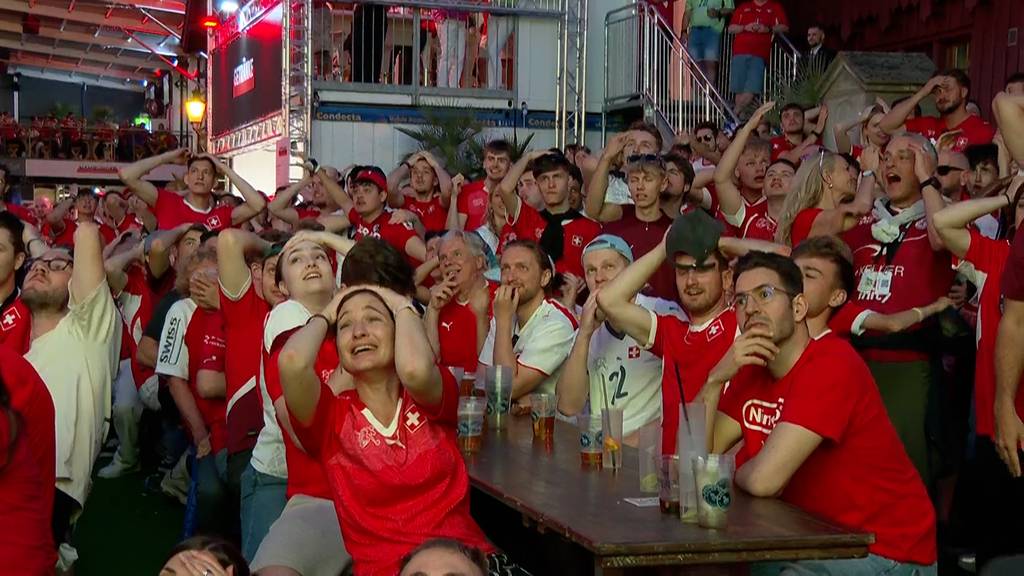 Fans rechnen nach dem Katar-Spiel mit der Schweiz ab
