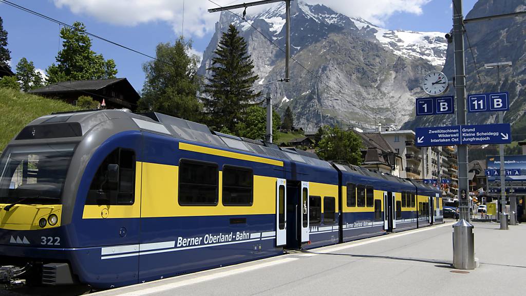 Die Jungfraubahn ist bei der Suche nach einer CEO-Nachfolge fündig geworden. Auf Urs Kessler soll im Juni 2025 der 41-jährige Oliver Hammel folgen. (Archivbild)