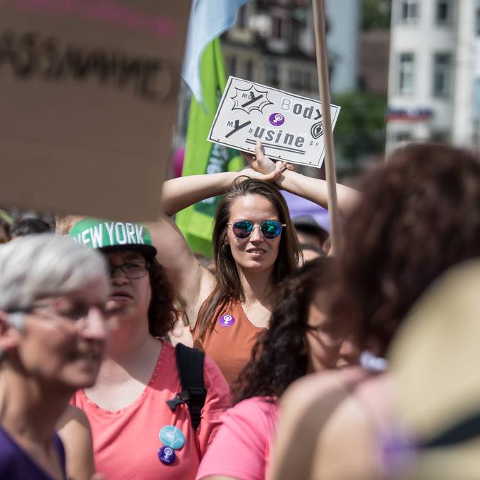 «Wut»: Feministischer Streik rechnet mit Kapo St.Gallen ab