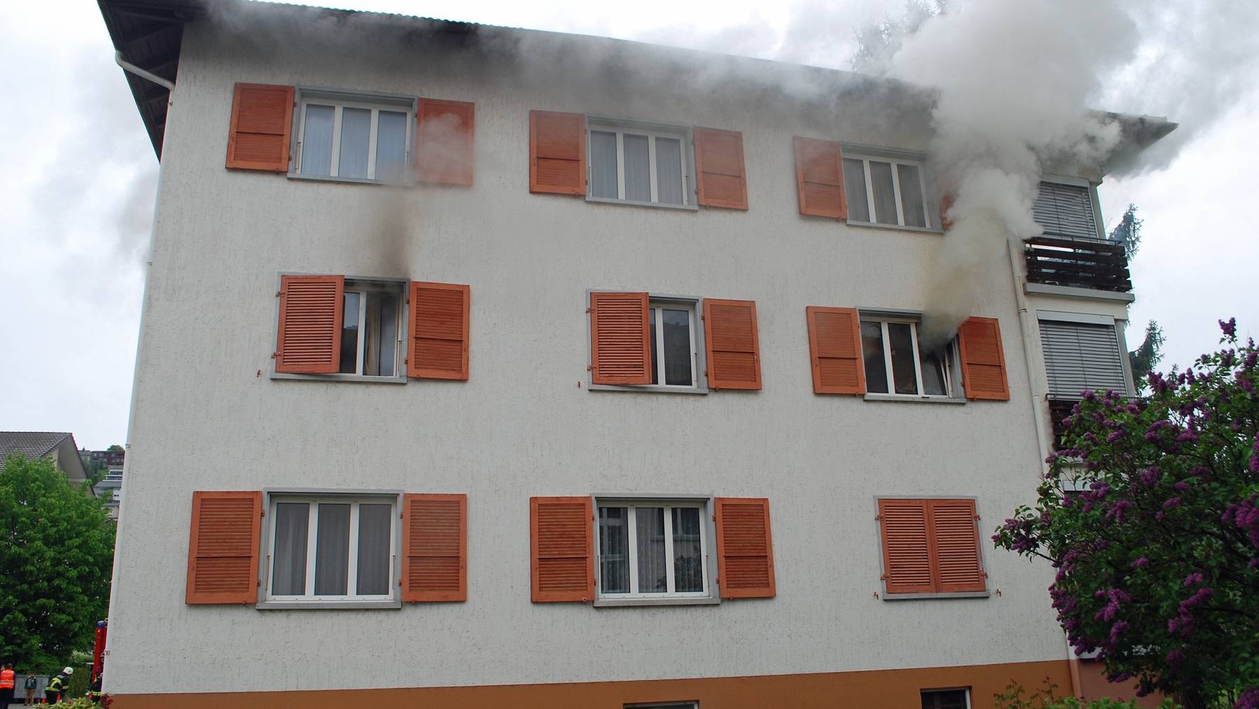 Brand in Mehrfamilienhaus in Kriens