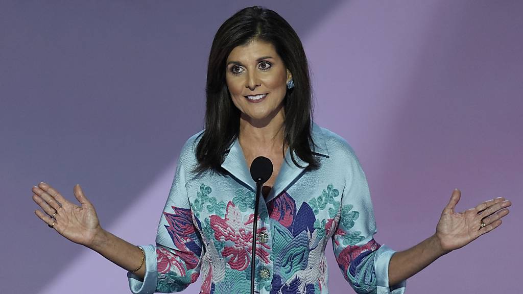 Die ehemalige UN-Botschafterin Nikki Haley spricht am zweiten Tag der Republican National Convention. Foto: J. Scott Applewhite/AP