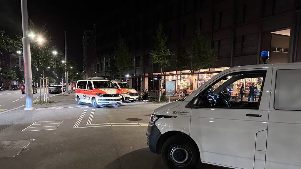 Krankenwagen, Polizei und Blut: Streit an der Europaallee eskaliert