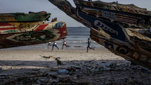 Senegal und Mauretanien stoppen Hunderte Bootsmigranten
