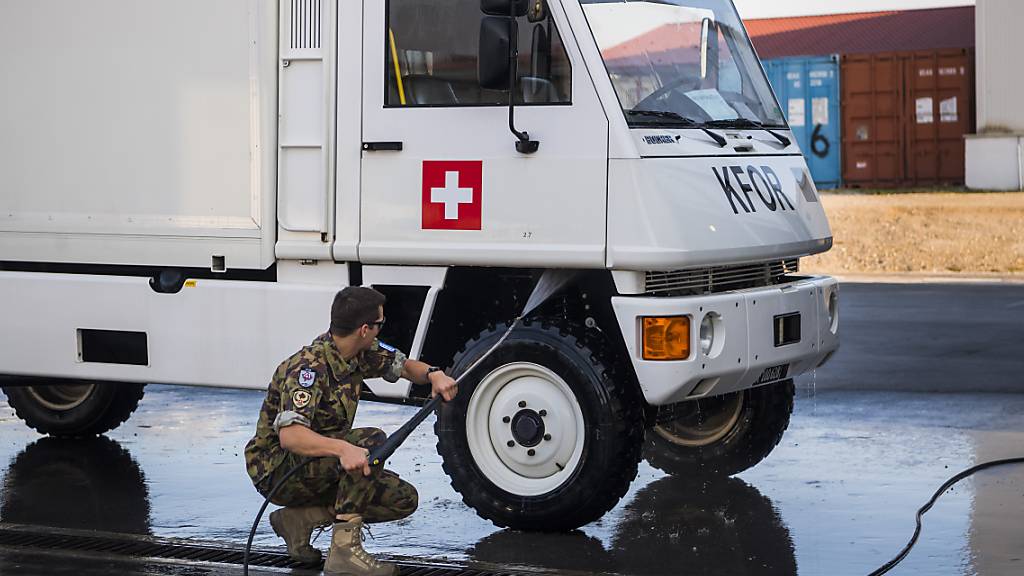 Die Schweiz übernimmt die Führung der Kfor-Transportkompanie im Kosovo. (Archivbild)