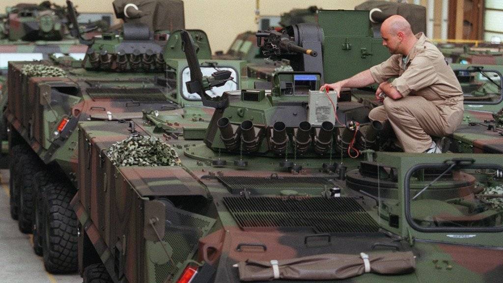 Panzer aufgereiht in einer Thurgauer Fabrik. (Symbolbild)