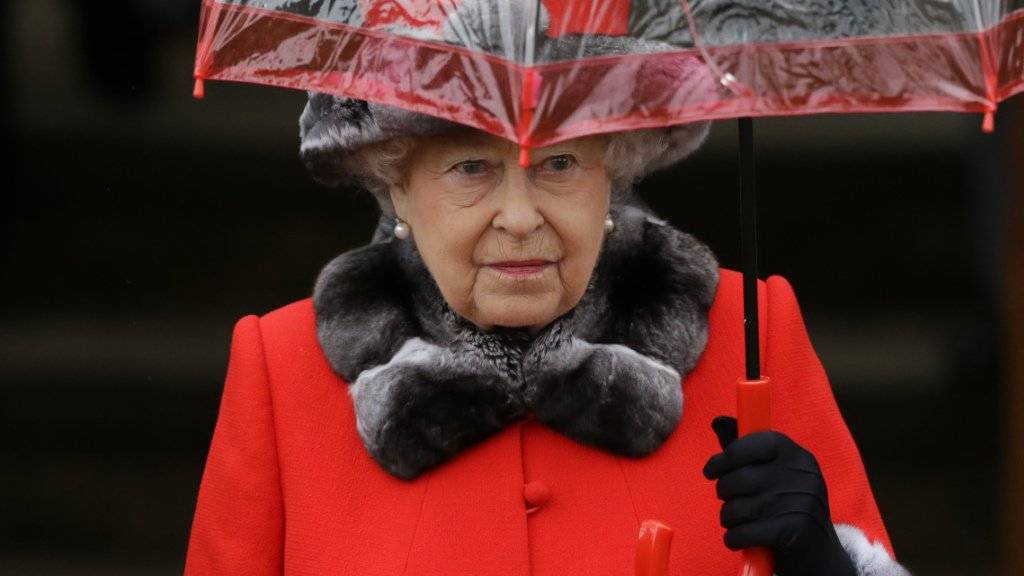 An ihrem Geburtstags-Picknick im Juni wird es hoffentlich nicht regnen - es wäre schade um die 220 Franken Eintritt: Queen Elizabeth II wird 90 (Archiv).