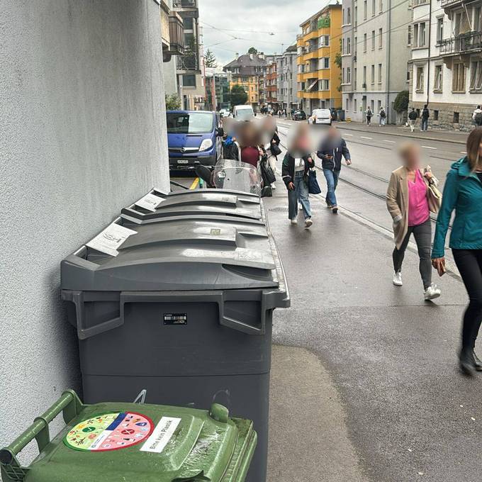 Unfall auf der Forchstrasse sorgte für Verkehrsprobleme