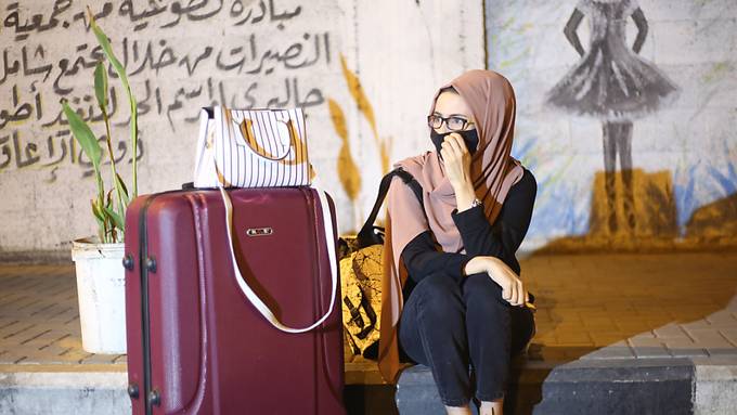 Kritik an Reisebeschränkungen für unverheiratete Frauen