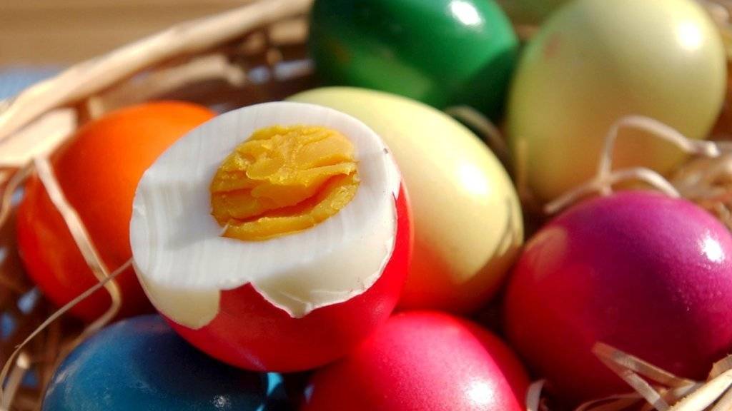 Achtung Explosionsgefahr: Werden hartgekochte Eier in der Mikrowelle erwärmt, können sie im Mund zerbersten. (Archiv)