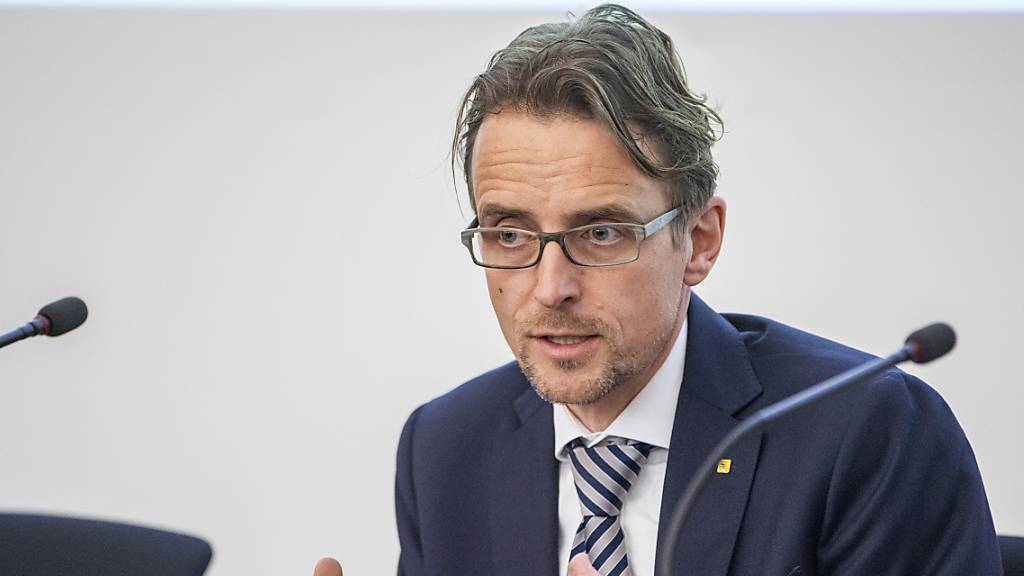 Der Urner Regierungsrat Urs Janett (FDP) fordert namens der Zentralschweizer Finanzdirektoren eine Öffnung der Wirtschaft.