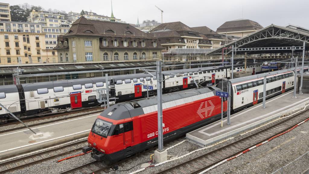 Der Bahnverkehr bei Lausanne war seit Sonntagabend unterbrochen. (Symbolbild)