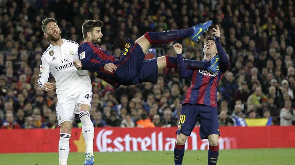Das Duell zwischen FC Barcelona und Real Madrid im Nou Camp steht im Zeichen des Abschieds des verstorbenen Johan Cruyff