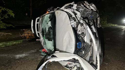 Unfall in Olten: Auto überschlägt sich mitten in der Nacht