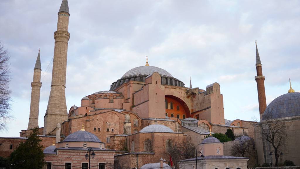 ARCHIV - Gesamtansicht der Hagia Sophia in Istanbul. Foto: Tunahan Turhan/SOPA Images via ZUMA Press Wire/dpa/Archivbild