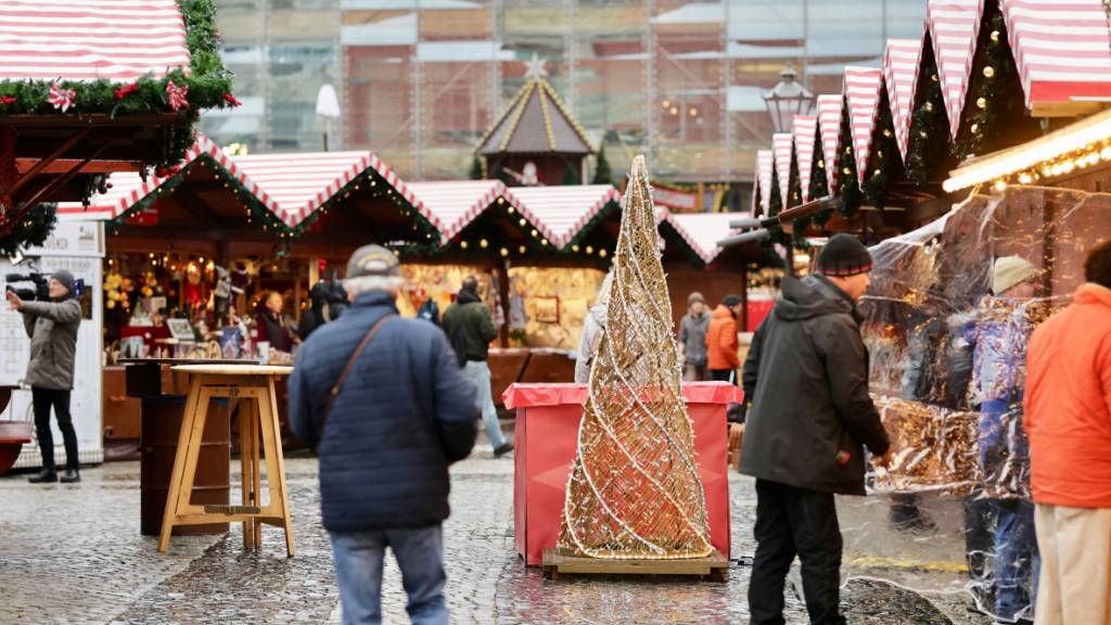 Magdeburger Weihnachtsmarkt ist wieder geöffnet