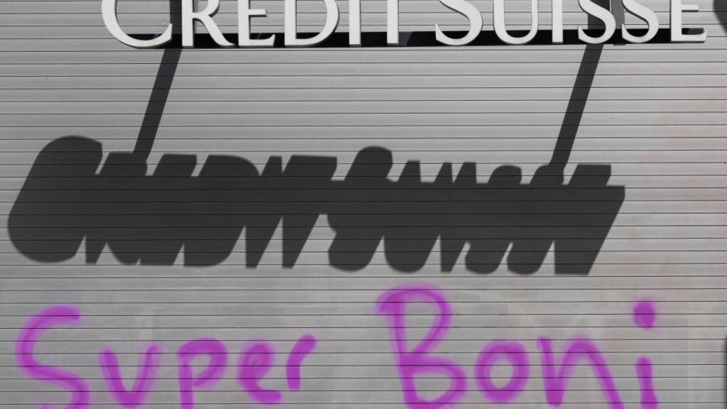 Der Bund hat bei der Übernahme der Credit Suisse durch die UBS die Boni für die obersten Kaderstufen zu Recht gestrichen. (Archivbild)
