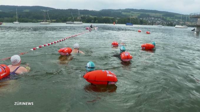 Greifensee-Überquerung konnte trotz Hochwasser stattfinden